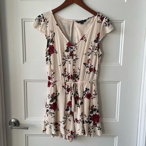 American Eagle Floral Romper